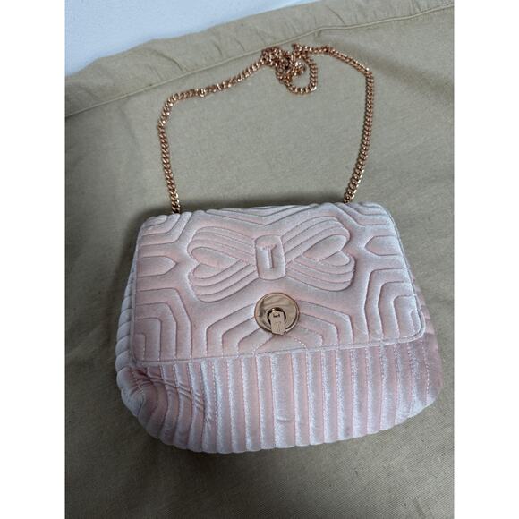 Ted Baker London Crossbody Bag Womens Small Pink Velvet Quilted Bow Rose Gold - Picture 2 of 11